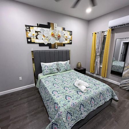 The Palm Suite Lehigh Acres Eksteriør billede