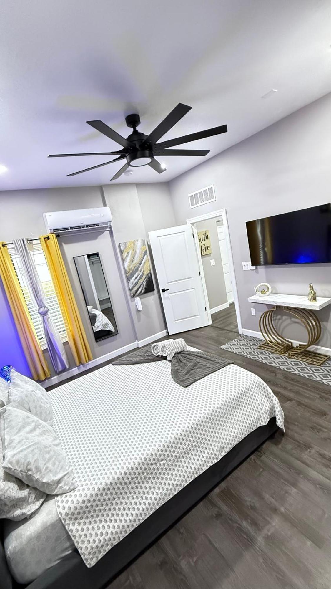 The Palm Suite Lehigh Acres Eksteriør billede